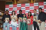 Dia Mirza launches Wedding Vows magazine in Landmark, Mumbai on 6th July 2011 (32).JPG